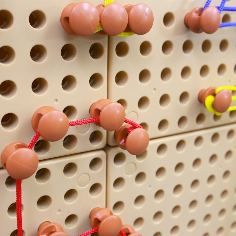 Kūrybinei lentai skirtu smeigtukų ir virvelių rinkinys, 260 el., Masterkidz