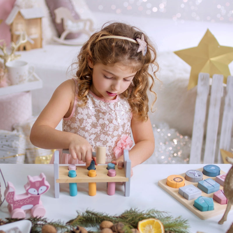 Medinės piramidės ir kaladėlių kalimo žaidimo rinkinys, VIGA