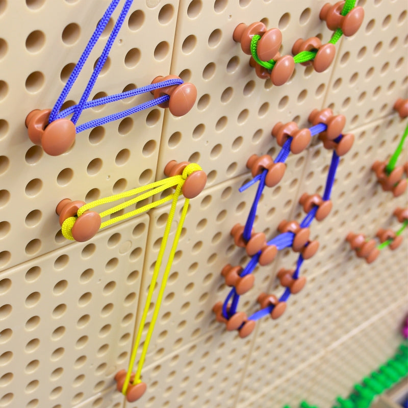 Kūrybinei lentai skirtu smeigtukų ir virvelių rinkinys, 260 el., Masterkidz