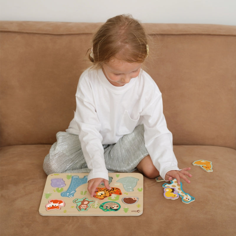 Medinė dėlionė vaikams „Safario gyvūnai“, Classic World