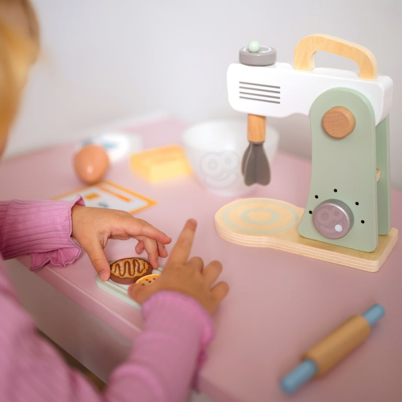 Medinis virtuvinis maišytuvas-plaktuvas su priedais, 11 el., WOOPIE GREEN