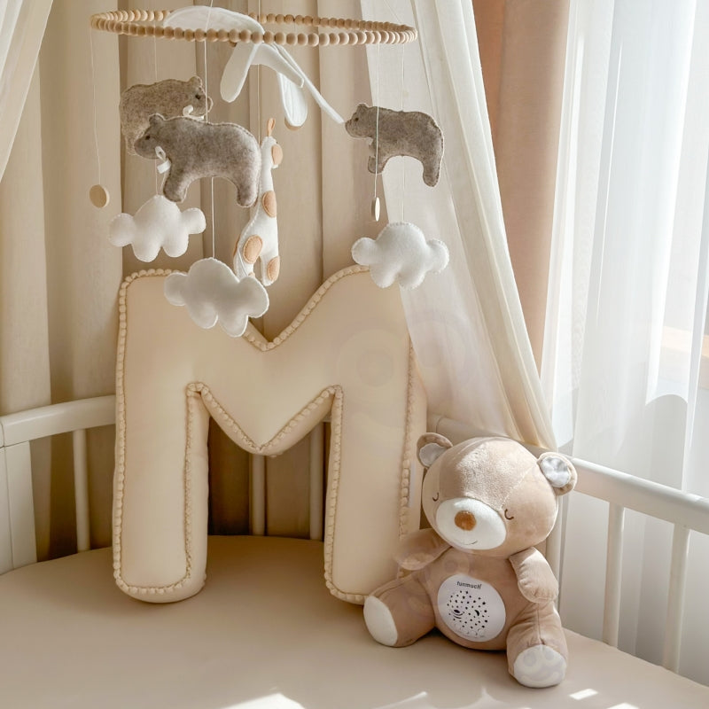 Pliušinis meškiukas Funmuch su projektoriumi ir lopšinėmis