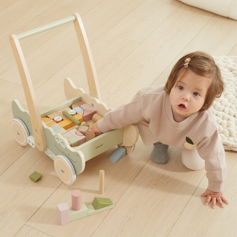 Medinis stumiamas vėžimėlis su statybiniais blokais, Viga