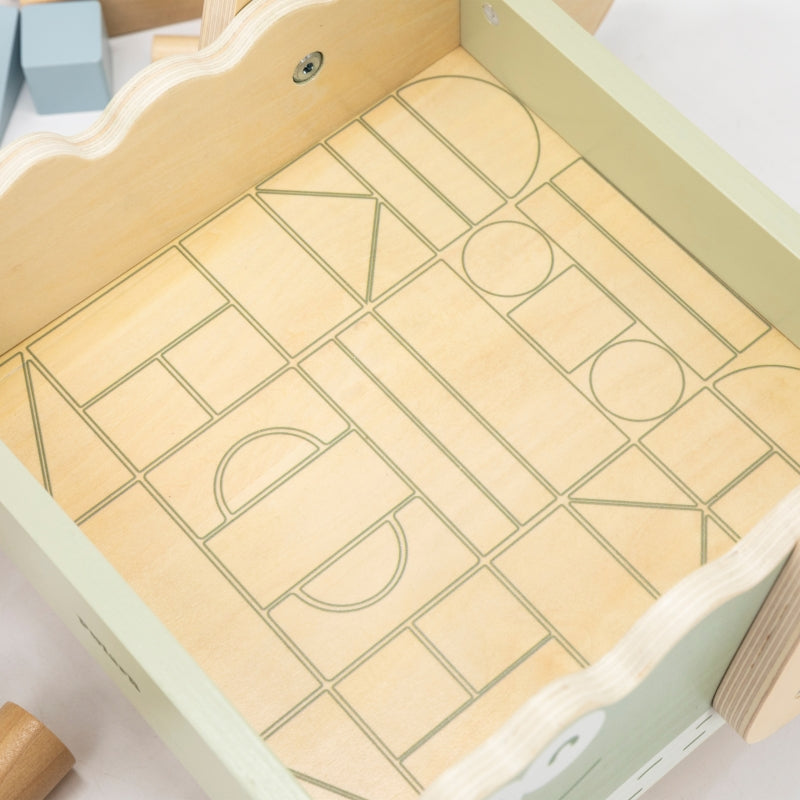 Medinis stumiamas vėžimėlis su statybiniais blokais, Viga