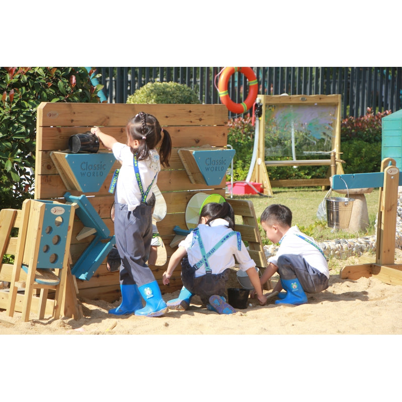 Daugiafunkcinė žaidimų sienelė, CLASSIC WORLD