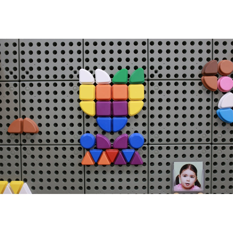 MASTERKIDZ Geometrinių figūrų formos kaiščių rinkinys, 64 vnt. STEM plokštėms