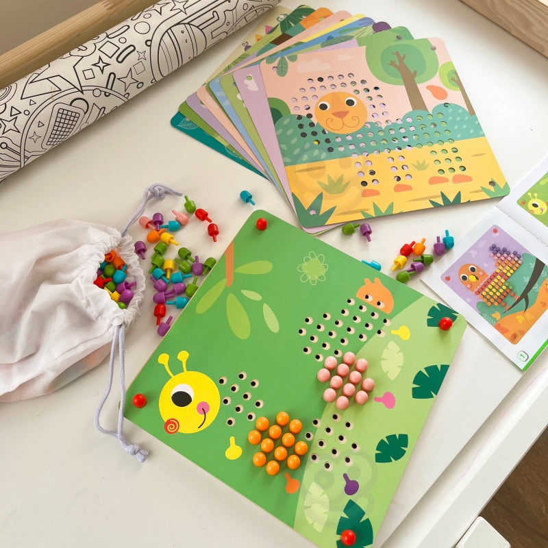 Spalvinga vaikiška puzlė 10 vnt. šablonų ir kaištukai, Tooky Toy