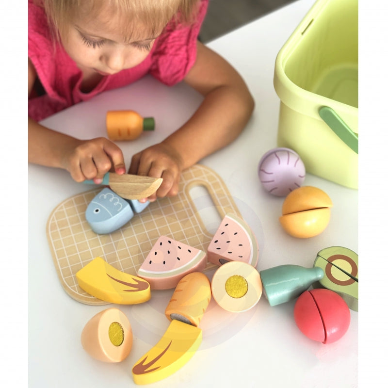 Pjaustomas medinis maisto rinkinys „Daržovės ir vaisiai“ TOOKY TOY