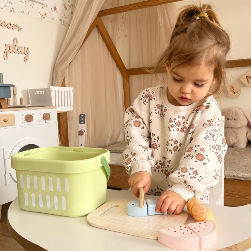 Pjaustomas medinis maisto rinkinys „Daržovės ir vaisiai“ TOOKY TOY