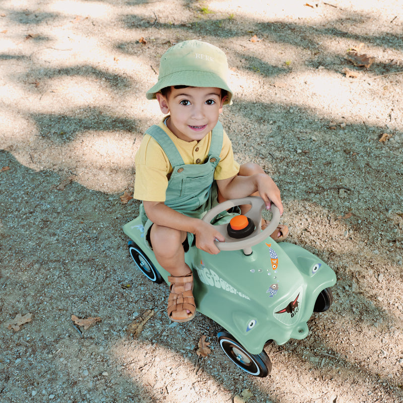 Paspiriamas automobilis su garso efektais, žalias, BIG