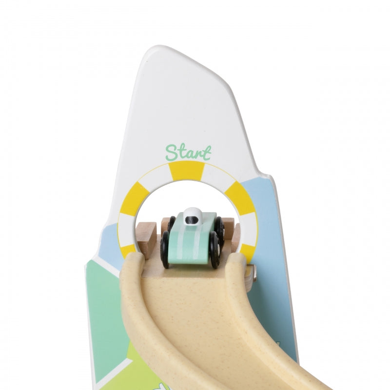 Medinė automobilių trasa, CLASSIC WORLD