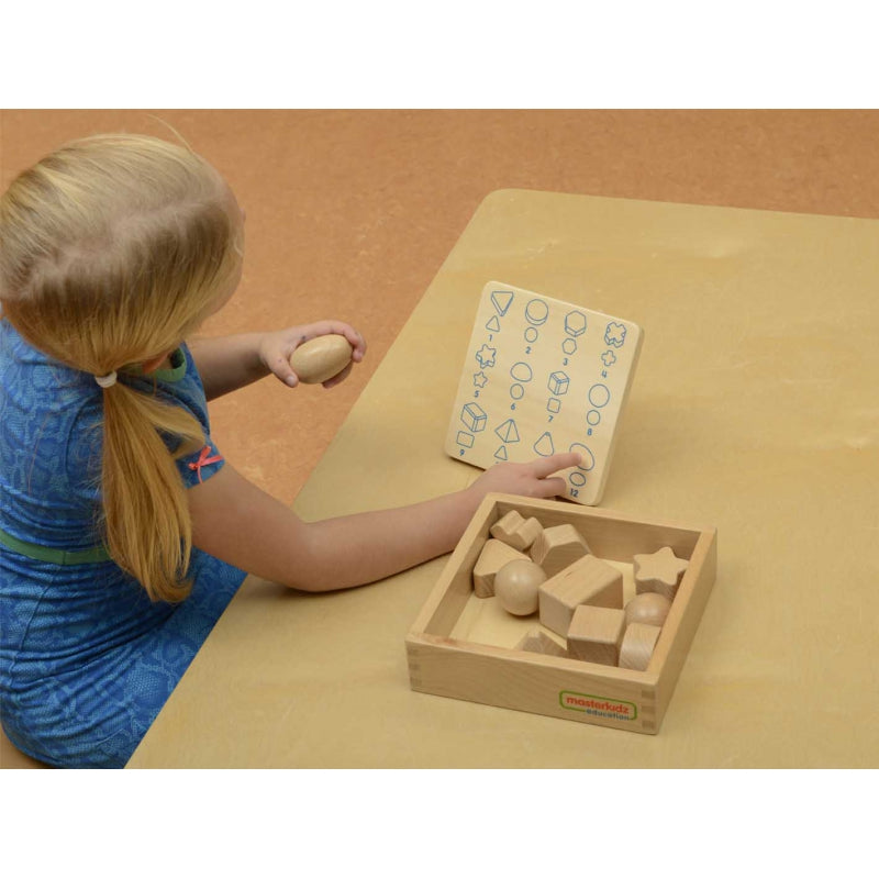 ,,Paliesk ir atspėk" Žaidimas Atspėk 12 elementų formas ,,Masterkidz"