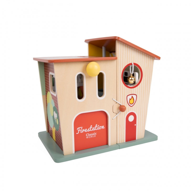 Medinė gaisrinė stotis su figūrėlėmis ir transporto priemonėmis 13 vnt. CLASSIC WORLD