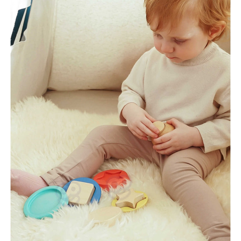 Medinė meškiuko formos dėlionė Tooky Toy