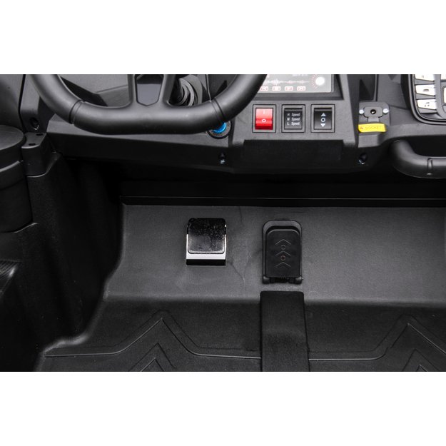 Galingas dvivietis elektromobilis vaikams UTV-2000 Strong A032, žalias