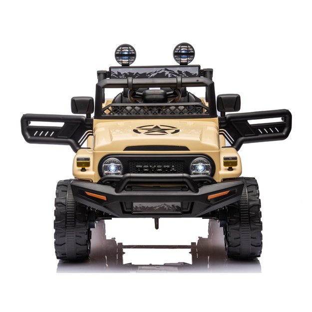 Dvivietis elektrinis džipas Toyota FJ Cruiser, rudas