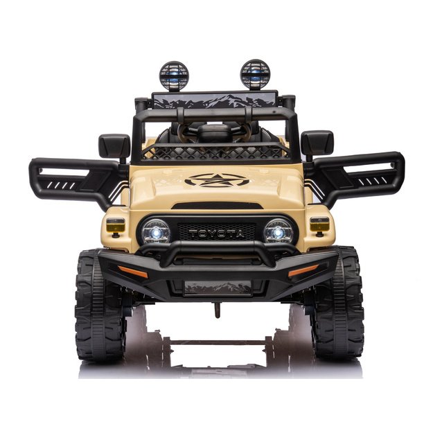 Dvivietis elektrinis džipas Toyota FJ Cruiser, rudas