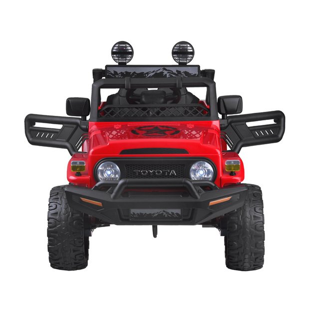 Vienvietis elektrinis džipas Toyota FJ Cruiser, raudonas