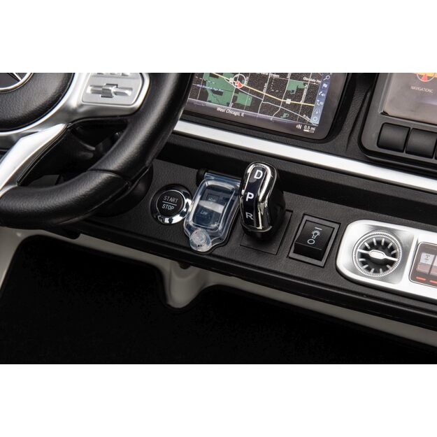 Galingas 4x4 200W dvivietis elektromobilis Mercedes Benz G63 AMG XXL, baltas