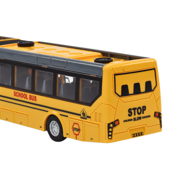 Nuotoliniu būdu valdomas mokyklinis autobusas, geltonas 