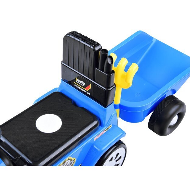 Paspiriamas traktorius su priekaba ir garsais, mėlynas